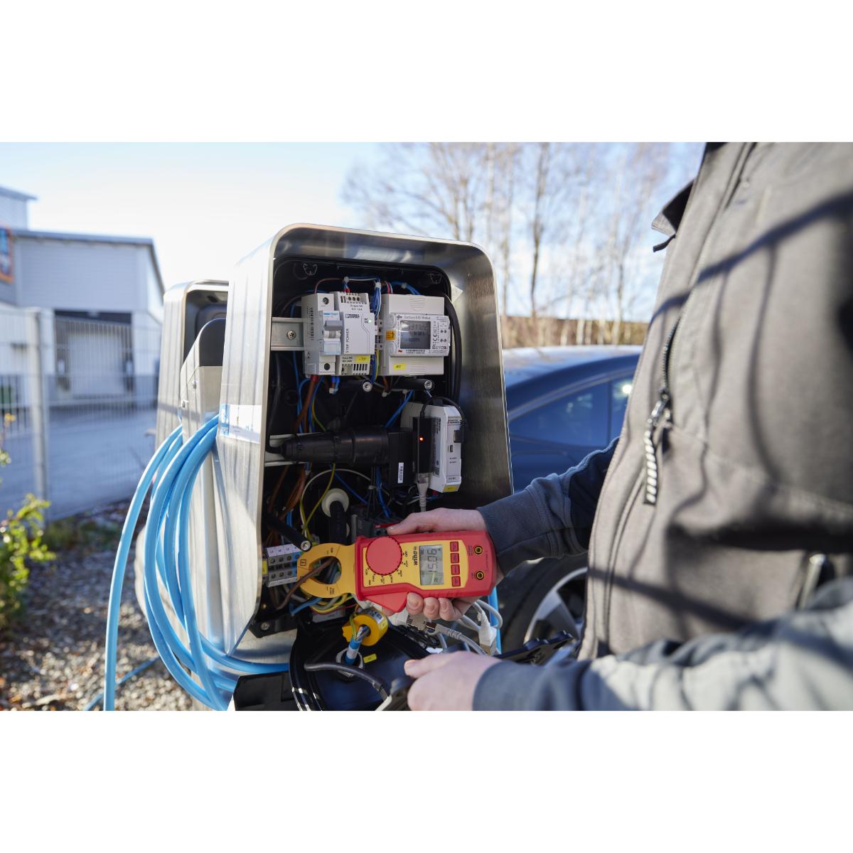 Wiha Strommesszange bis 1.000 V AC, CAT IV mit 2x AAA-Batterien