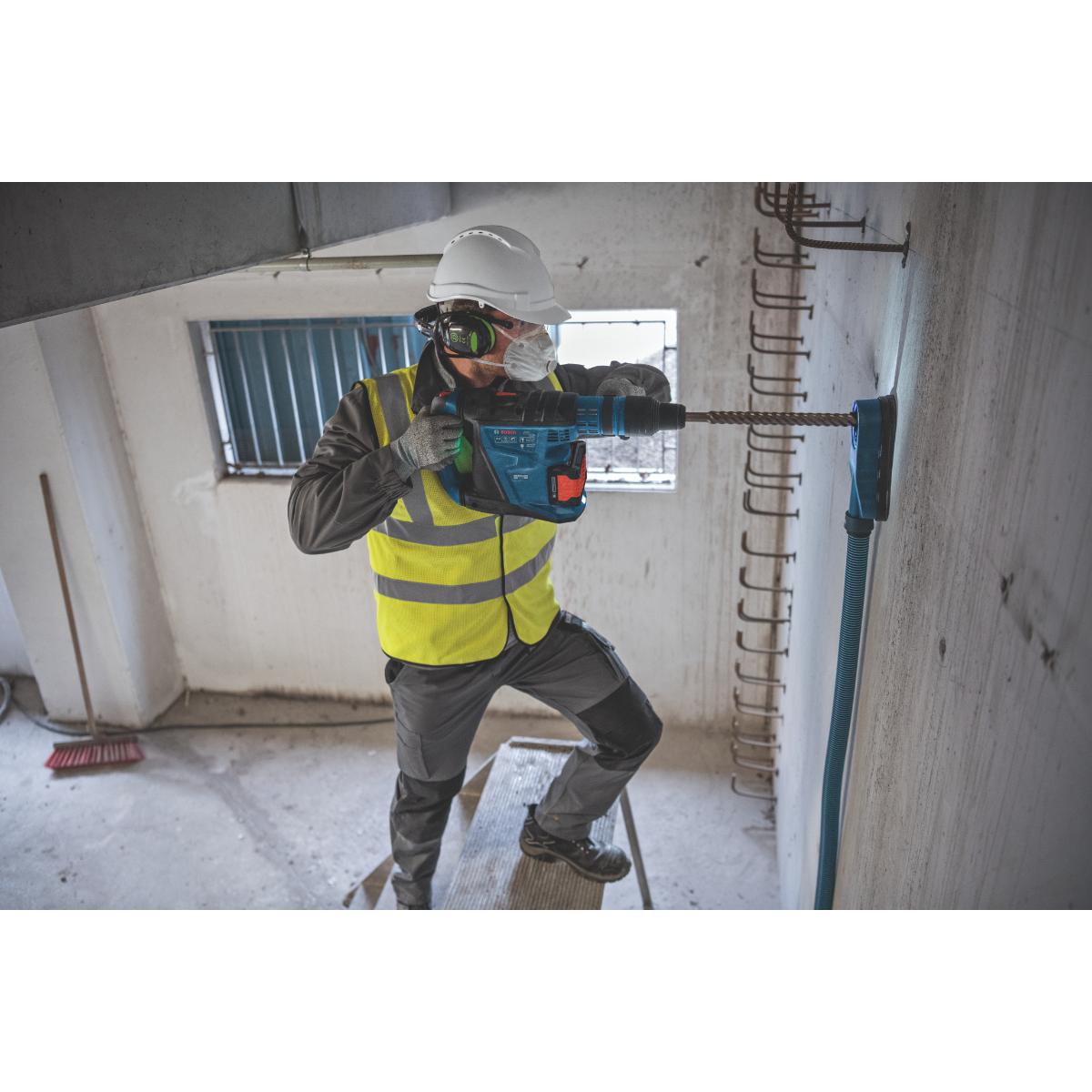 Bosch Bohrhammer mit SDS max GBH18V-40