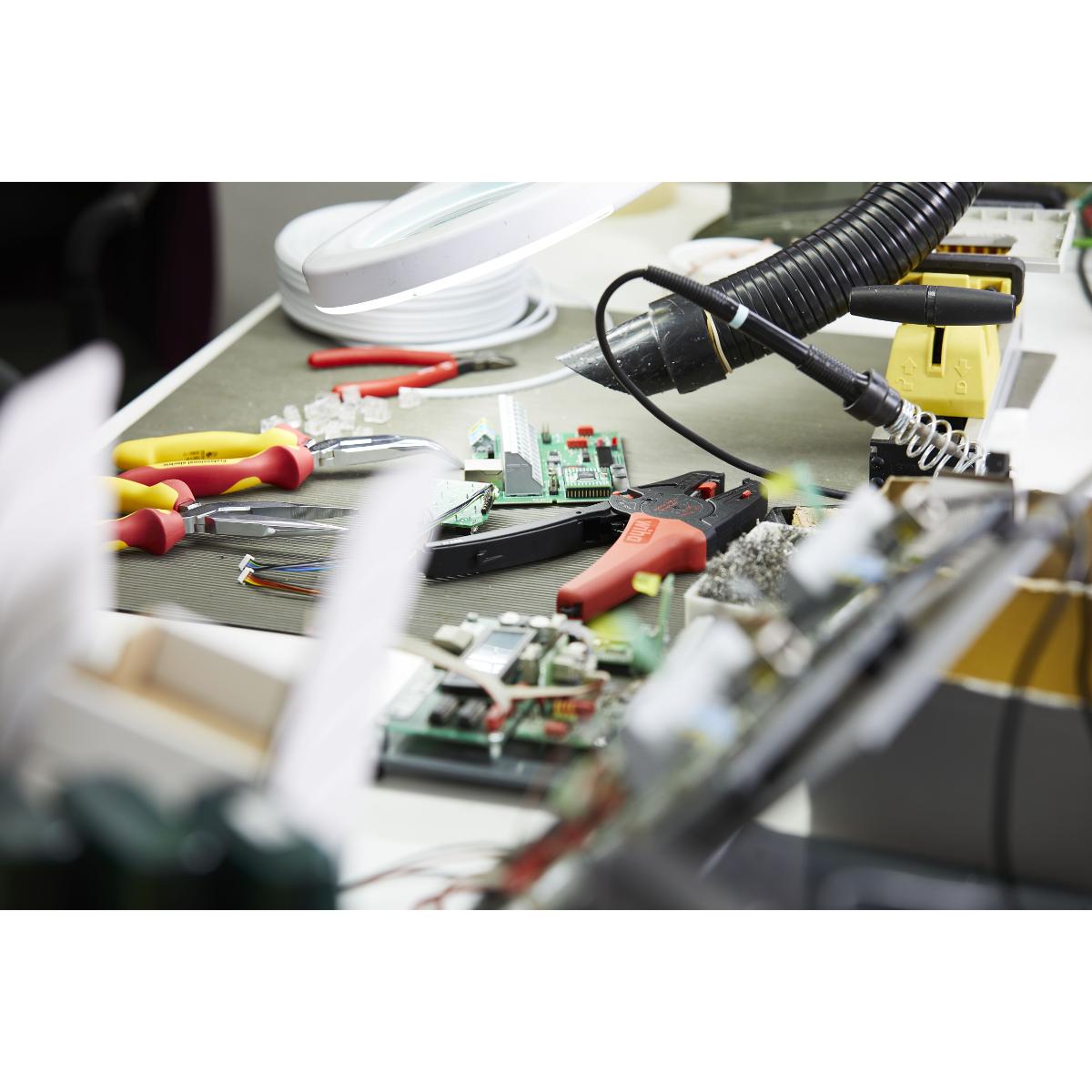 Wiha Abisolierwerkzeug automatisch 0,03 - 16 mm²