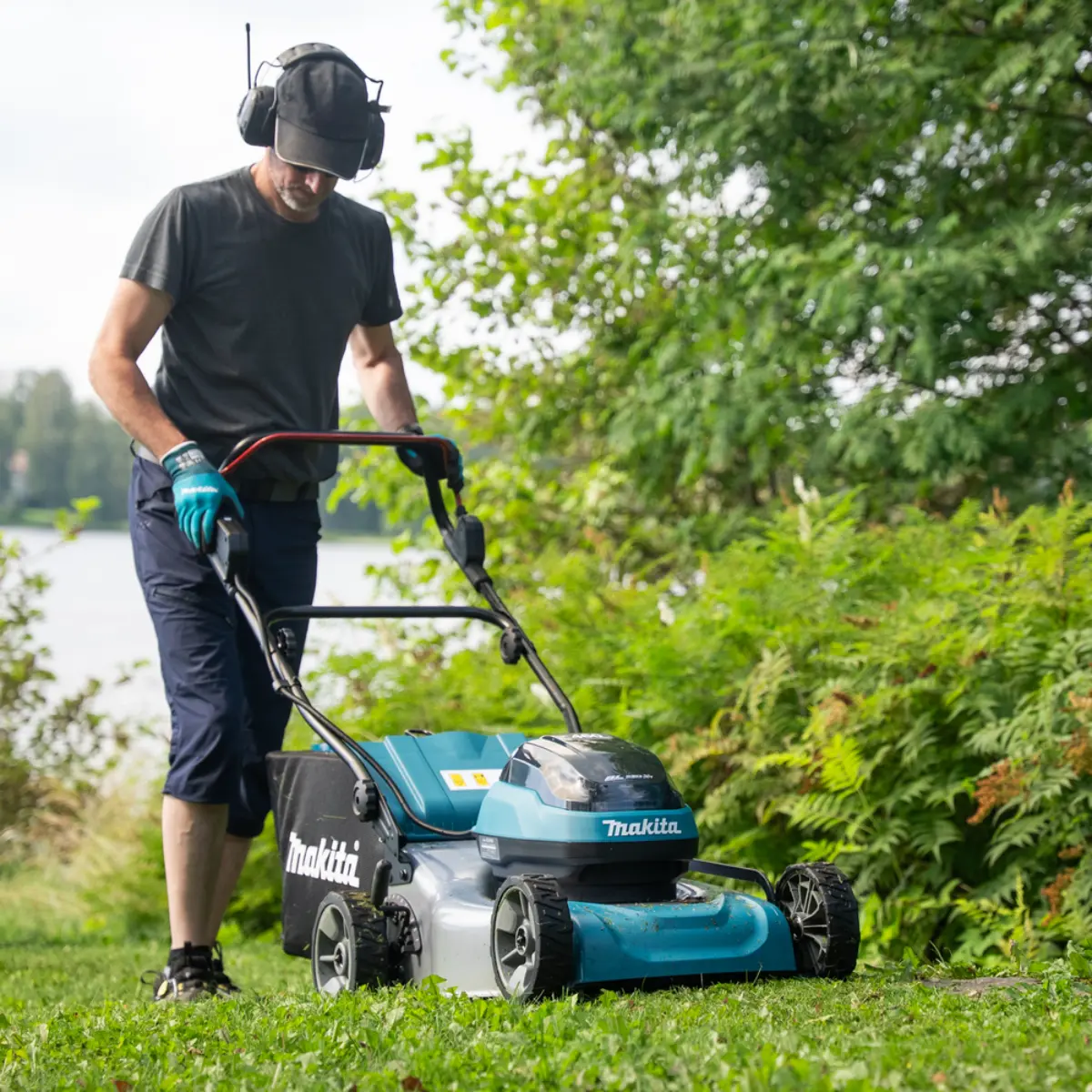 Makita Akku-Rasenmäher - DLM466Z