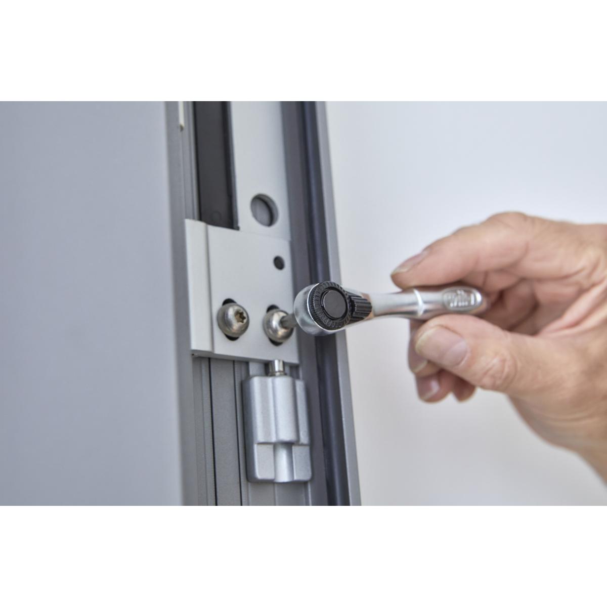 Wiha Bit-Ratsche 90 mm mit Daumenrad Außensechskant 1/4 zoll