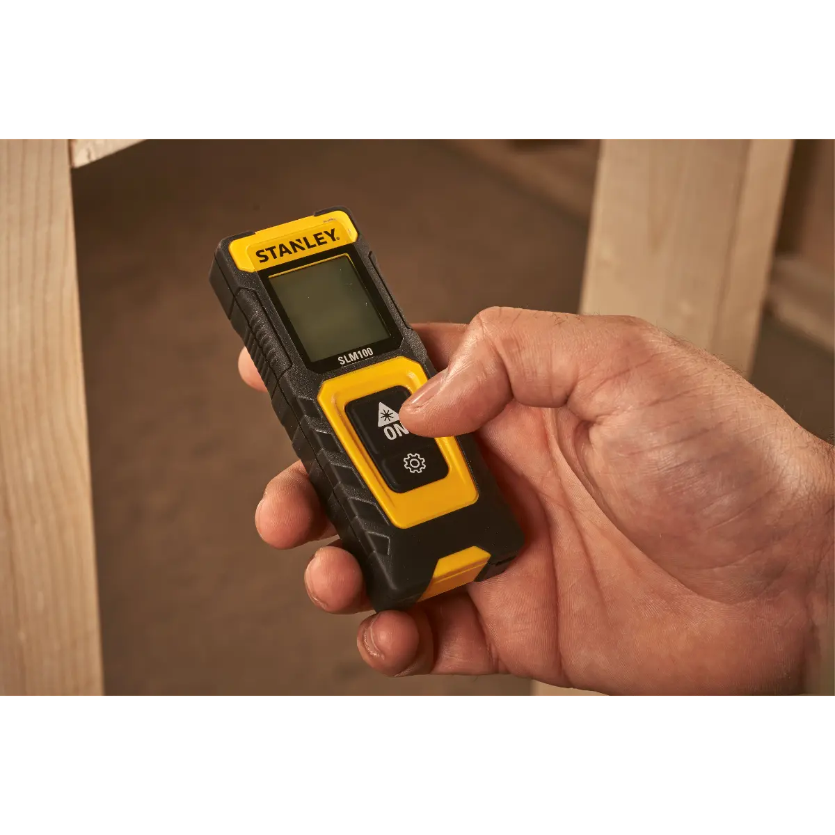 STANLEY Entfernungsmesser SLM100 bis 30m