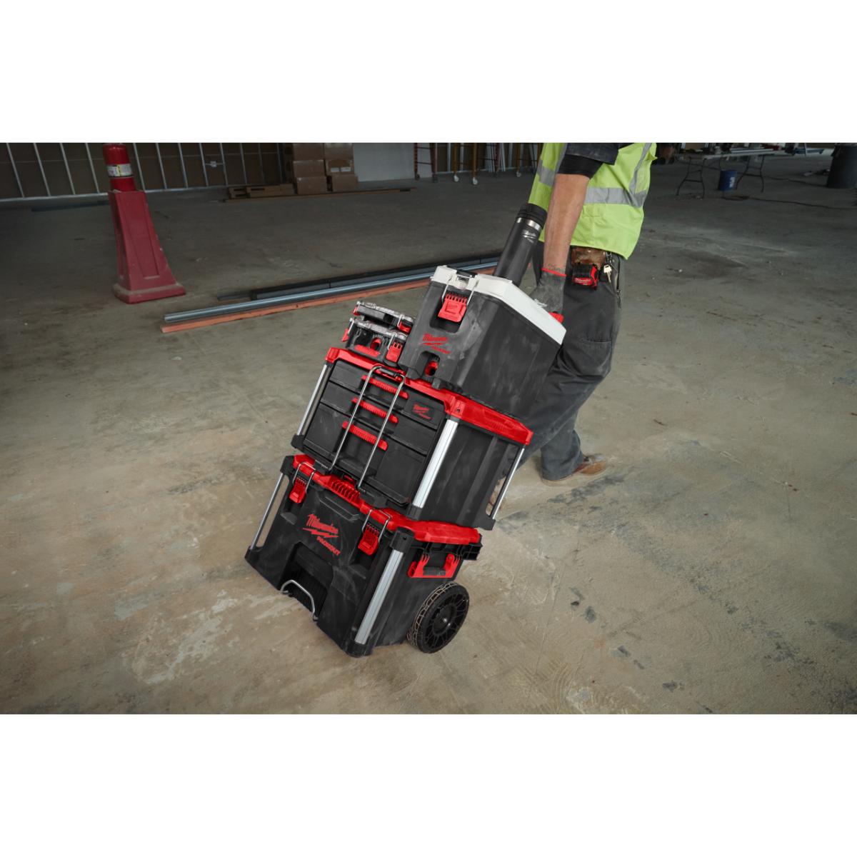 Milwaukee ﻿PACKOUT Isolierbecher mit Trinkdeckel 532ml schwarz 