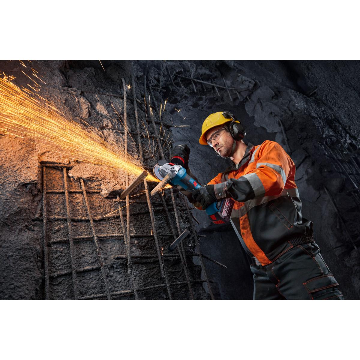 Bosch Winkelschleifer GWS18V-11PS