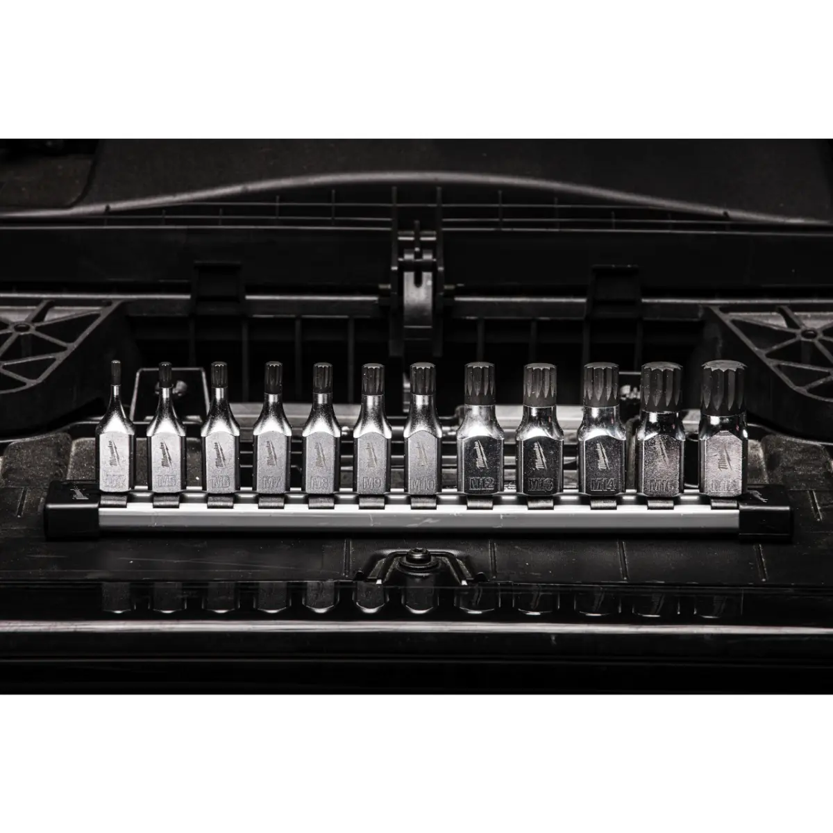 Milwaukee Innenzwölfkant Bit-Steckschlüsseleinsatz metrisch 3/8" Set 12-teilig