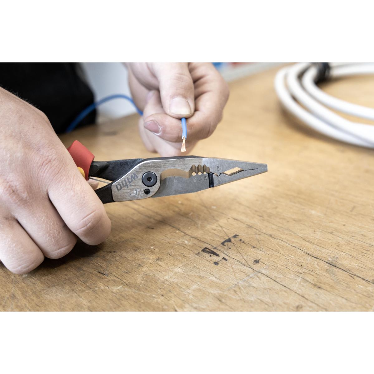 Wiha Multifunktionszange 8in1 Industrial electric mit ein- und ausschaltbarer Öffnungsfeder