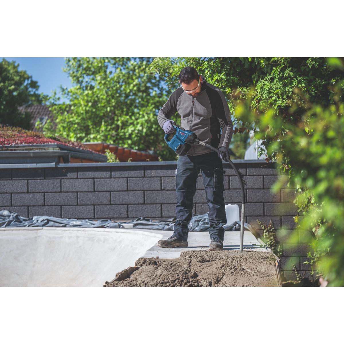 Bosch Betonrüttler GVC18V-25-120D