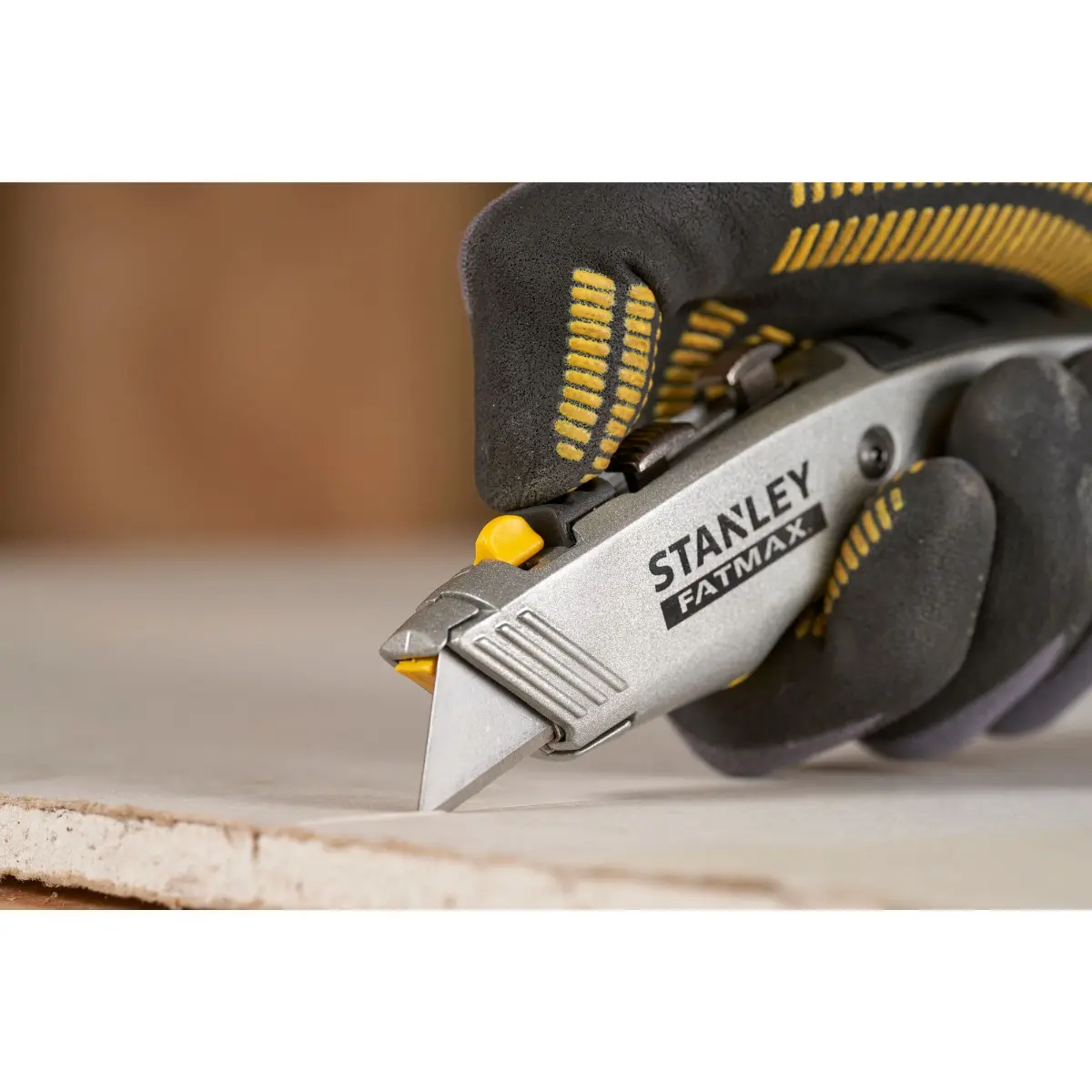 STANLEY FATMAX PRO Universalmesser 2-in-1 mit einziehbarer Klinge