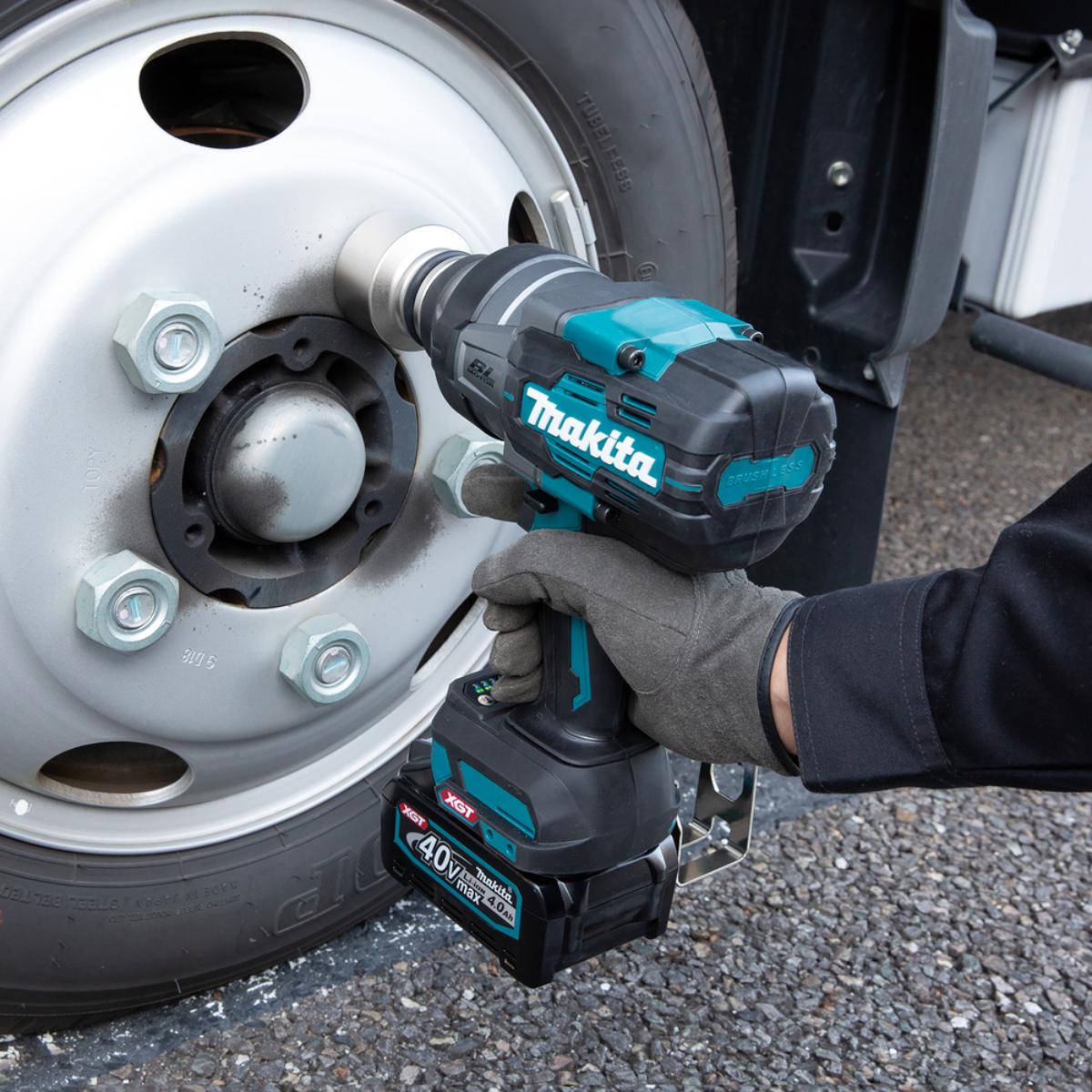 Makita Akku-Schlagschrauber 40V max. 3/4" 1.800 Nm 0 - 1.800 min⁻¹