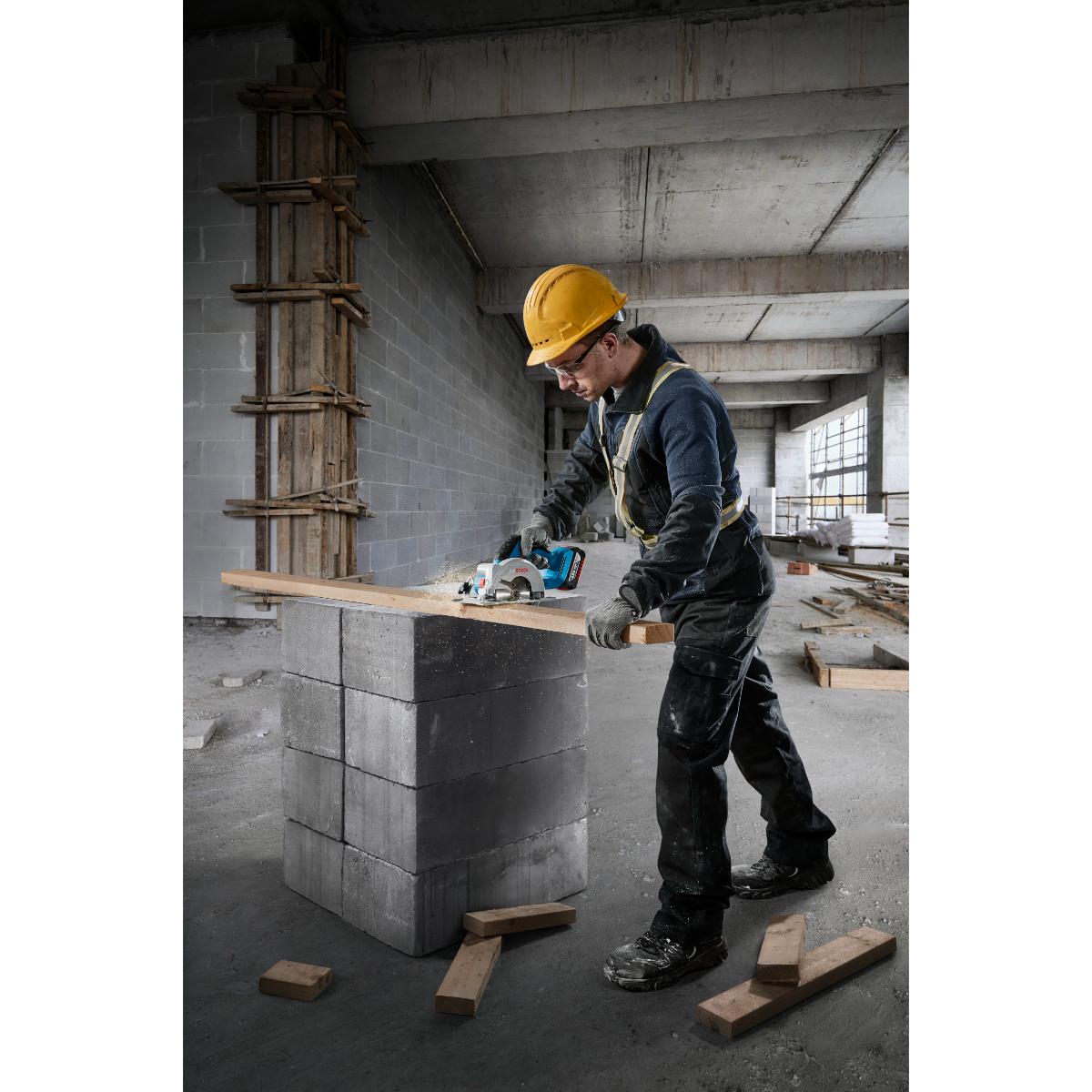 Bosch Akku-Kreissäge GKS 18V-51
