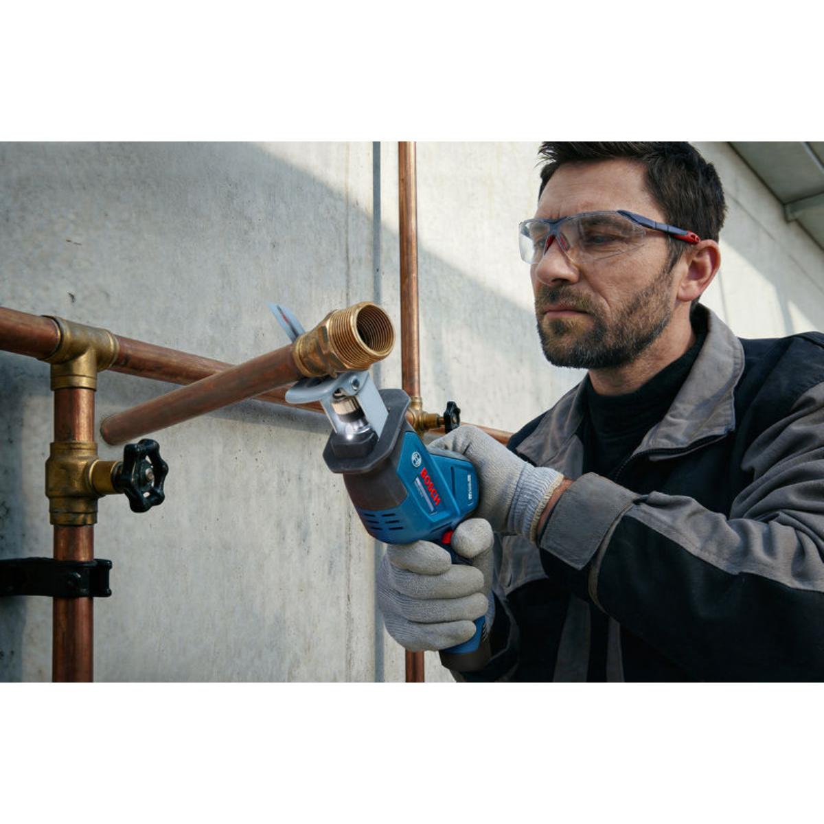 Bosch Akku-Säbelsäge GSA12V-14-2 in L-BOXX