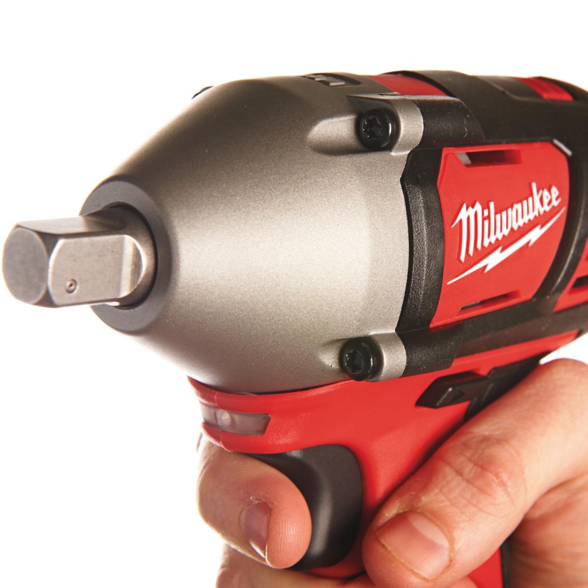 Milwaukee Akku-Schlagschrauber 1/2" Vierkant M18 BIW12-402C