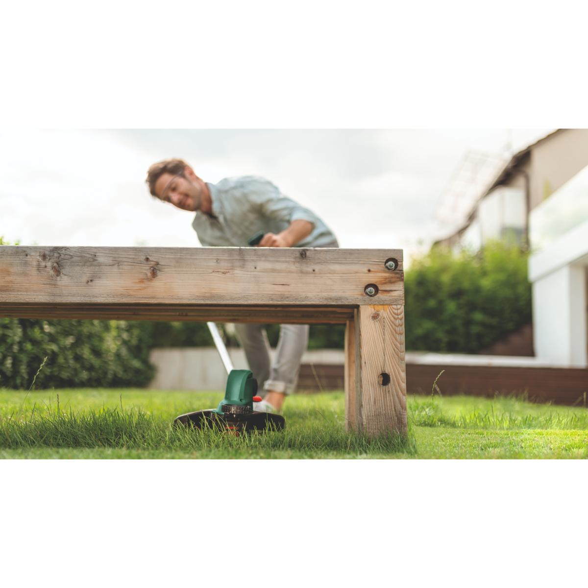 Bosch Akku-Rasentrimmer UniversalGrassCut 18V-26, 1 x Akku PBA 18V 2.5Ah