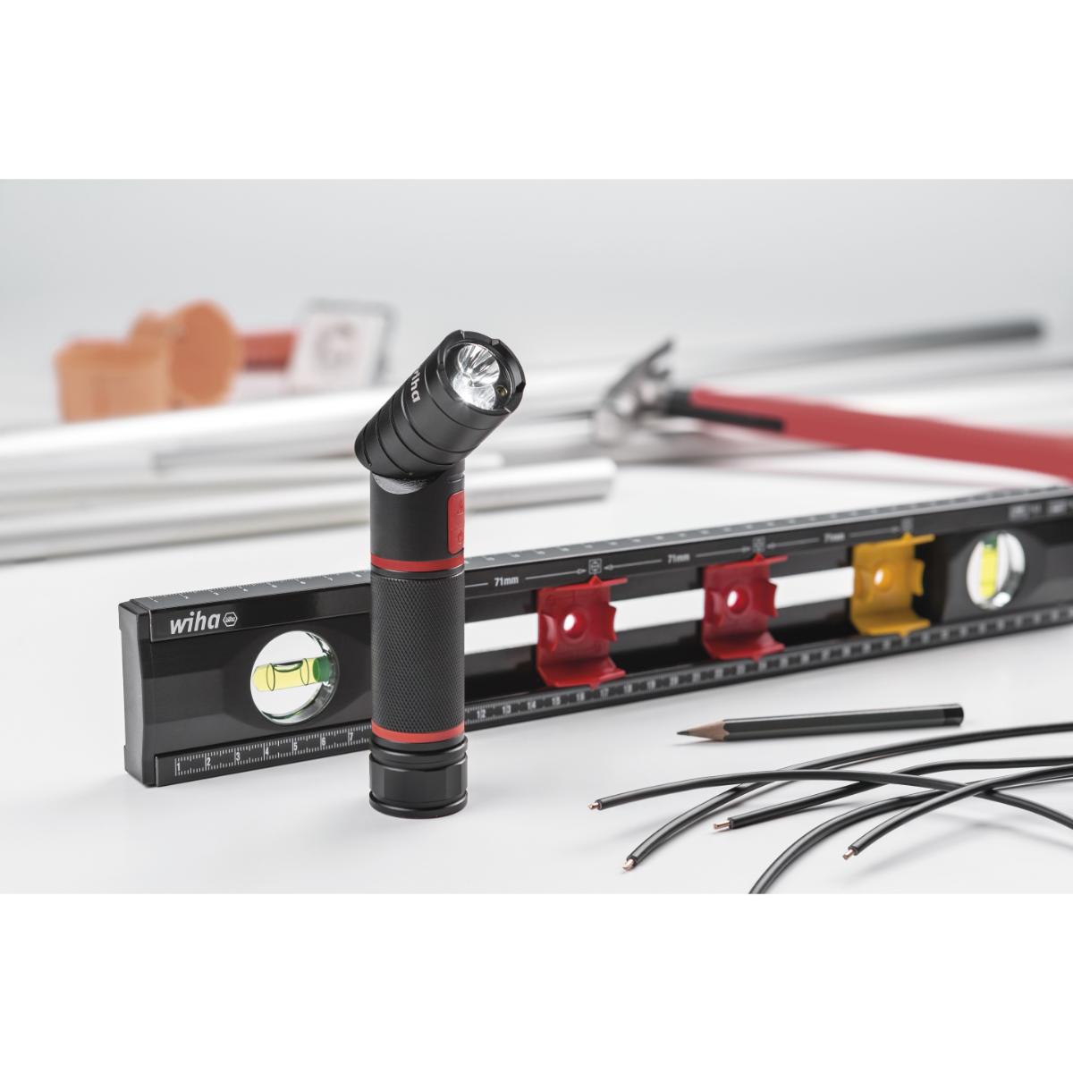 Wiha Taschenlampe mit LED, Laser und UV Licht mit 3x AAA-Batterien