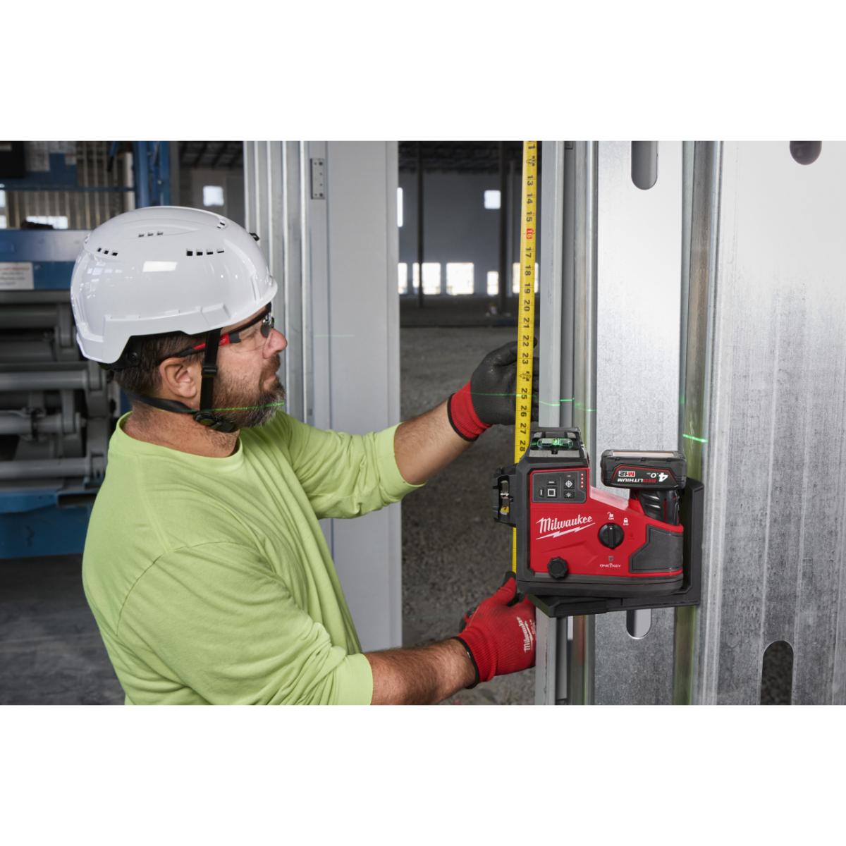4933499001mi Milwaukee M12 3 x 360° Akku-Laser M12A3PLO-0C