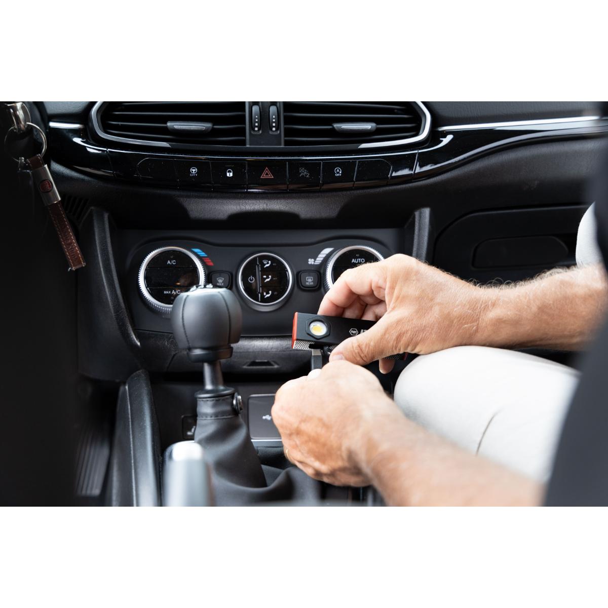 Wiha Handleuchte 800 lm mit USB-C-Ladekabel