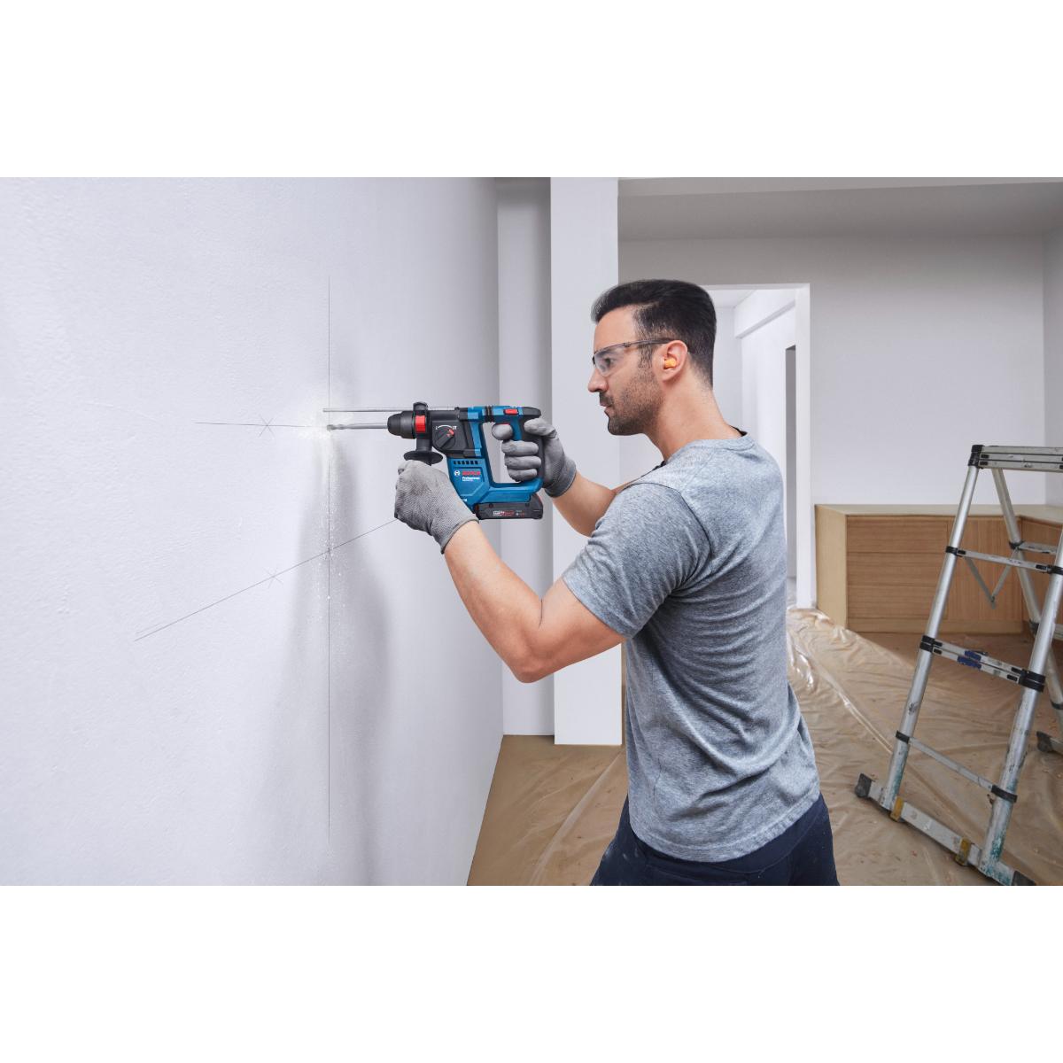 Bosch Akku-Bohrhammer mit SDS plus GBH 18V-18