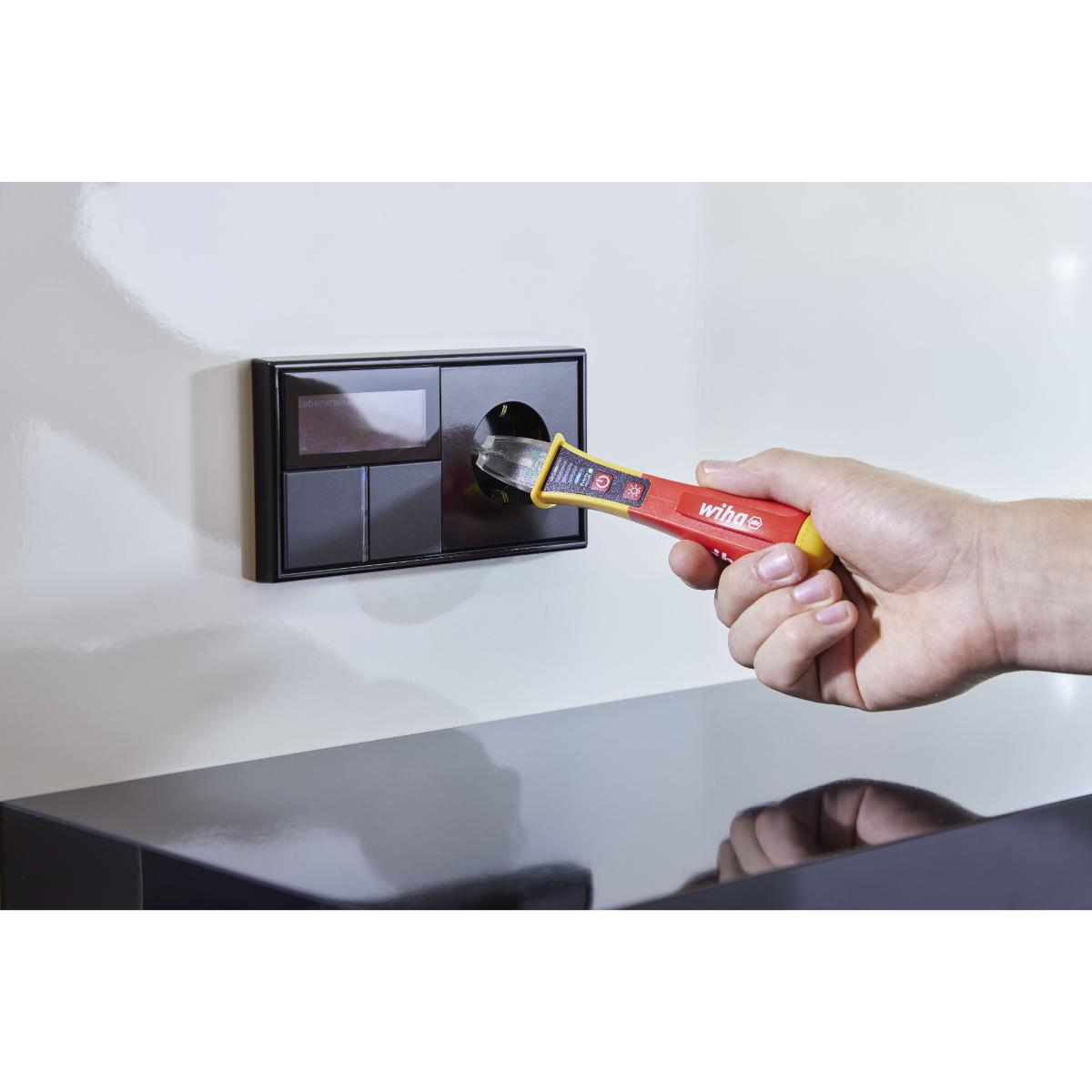 Wiha Spannungsprüfer Volt Detector berührungslos, einpolig, 12 – 1.000 V AC mit 2x AAA-Batterien